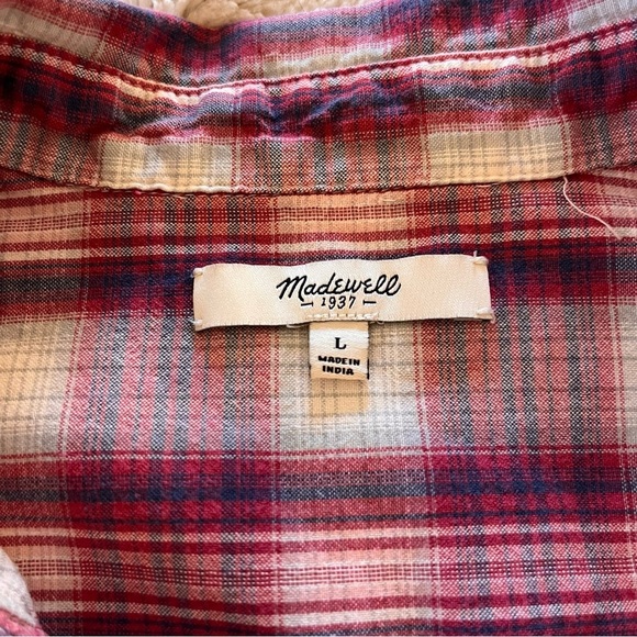 Madewell Ex-Boyfriend Button Down Shirt - Picture 8 of 11